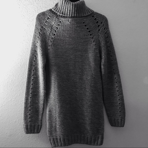 Venus Gray Keyhole Cut Out Long Sleeve Cowl Neck Turtleneck Sweater Size Small - Picture 8 of 15